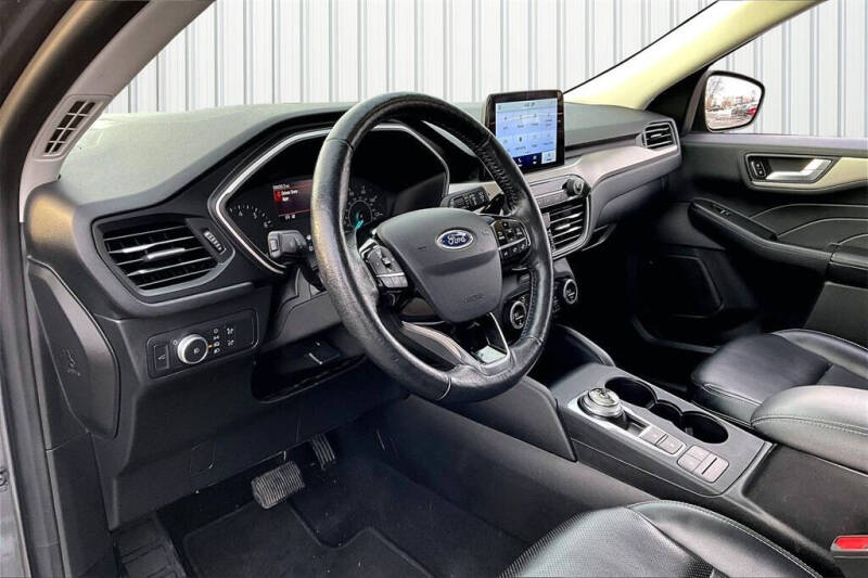 2021 Ford Escape SEL