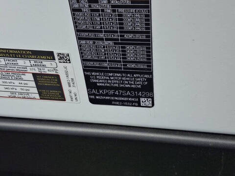 2025 Land Rover Range Rover P550e SE