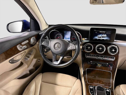 2017 Mercedes-Benz GLC GLC 300