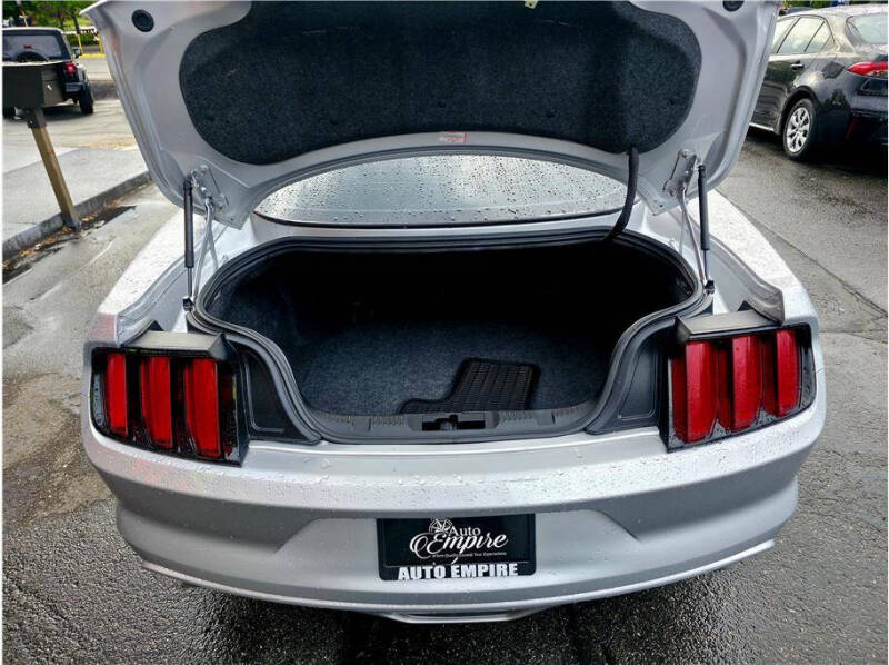 2015 Ford Mustang V6