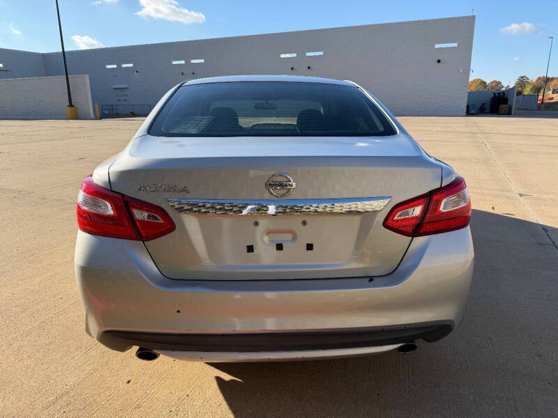 2016 Nissan Altima 2.5 S