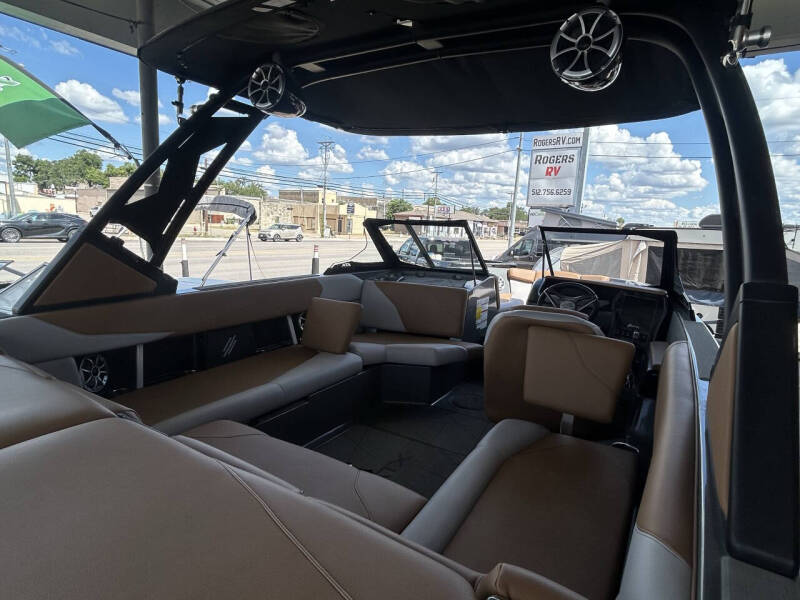 2022 ATX Surf Boat 22ft