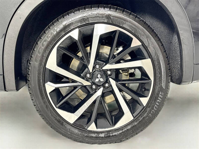 2024 Mitsubishi Outlander PHEV SEL