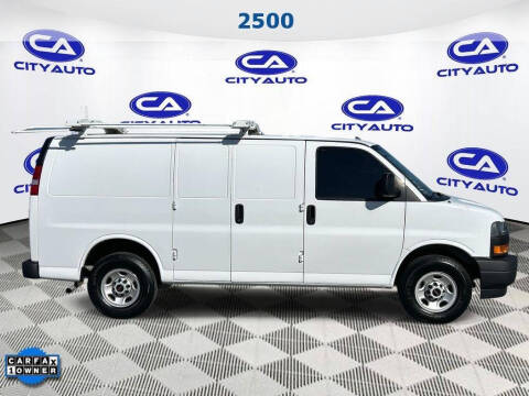 2023 GMC Savana 2500
