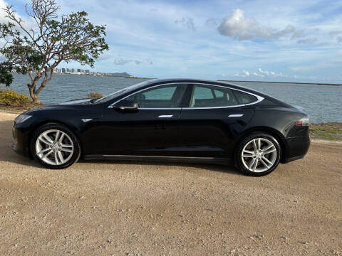 2015 Tesla Model S 70