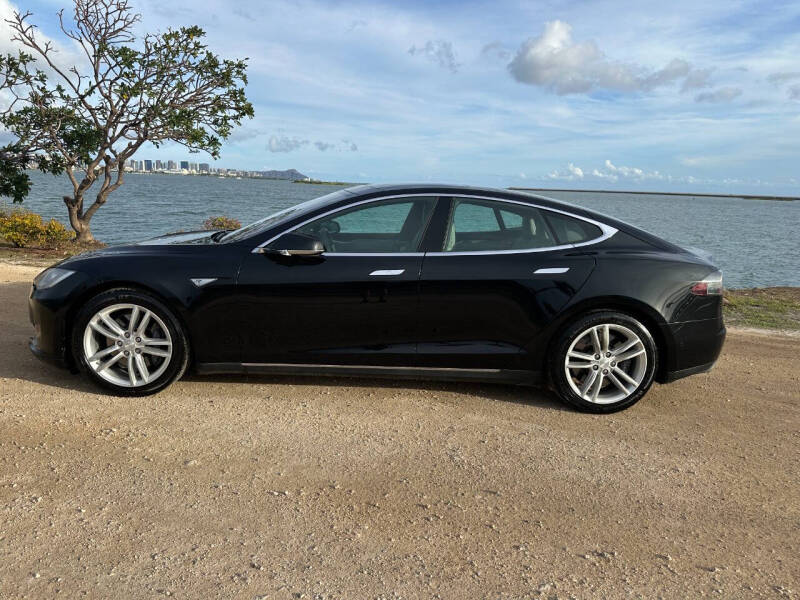 2015 Tesla Model S 70