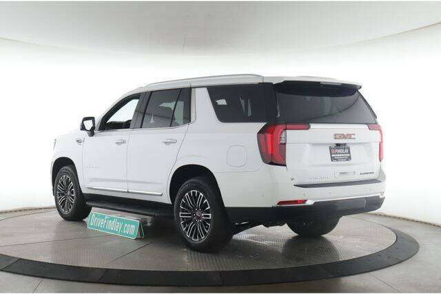 2025 GMC Yukon Elevation
