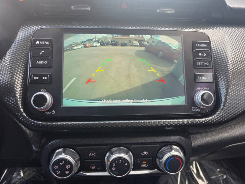 2023 Nissan Kicks SV