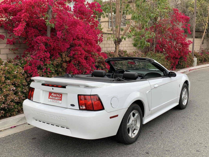 2003 Ford Mustang Premium