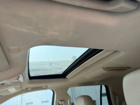 2016 Cadillac Escalade Luxury Collection