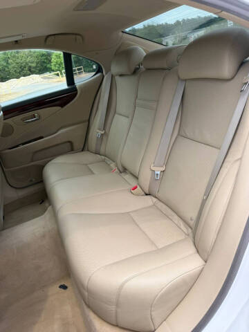 2007 Lexus LS 460
