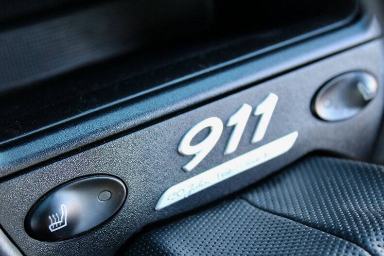 2004 Porsche 911