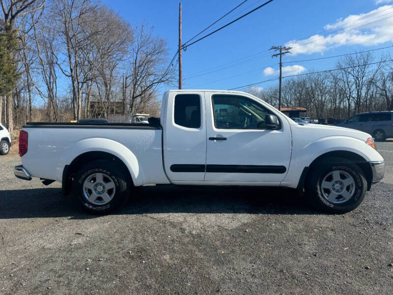 2005 Nissan Frontier SE photo 6