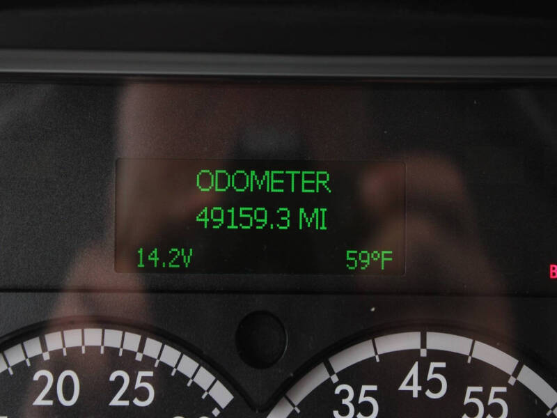 2021 Freightliner M2 106