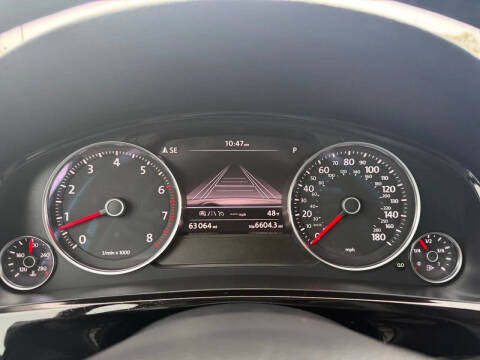 2017 Volkswagen Touareg V6 Sport