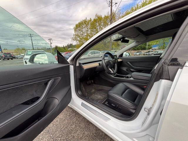 2018 Tesla Model 3 Mid Range