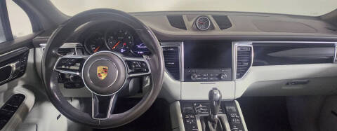 2017 Porsche Macan GTS