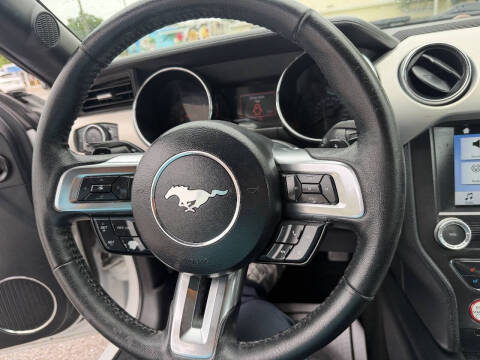 2017 Ford Mustang EcoBoost Premium