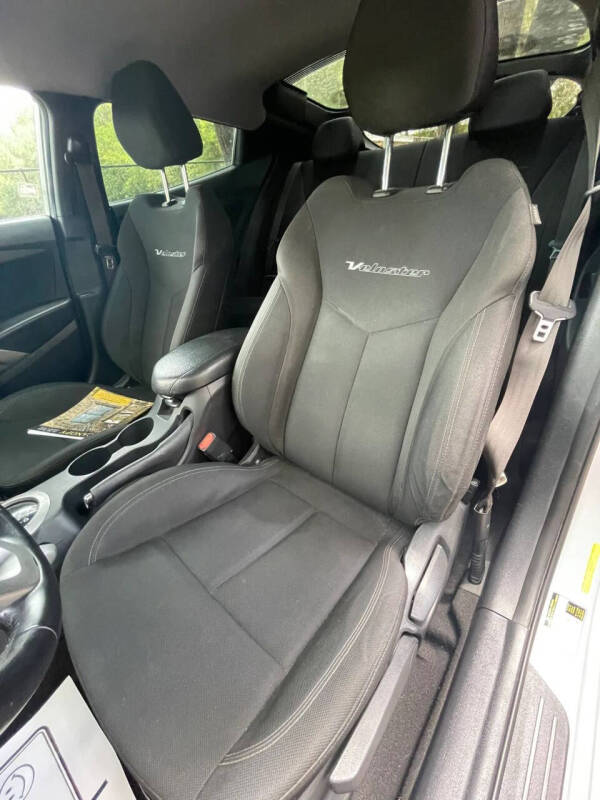 2017 Hyundai Veloster