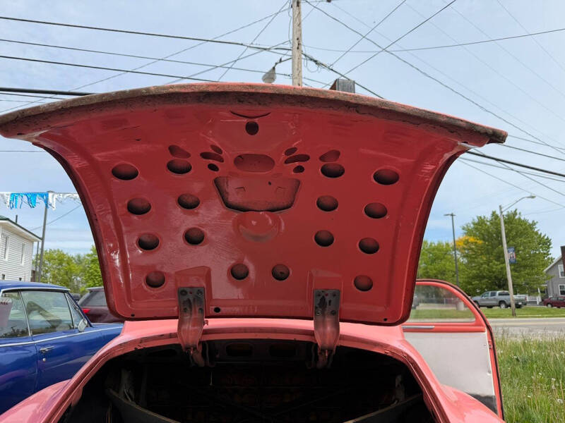 1948 Dodge Deluxe