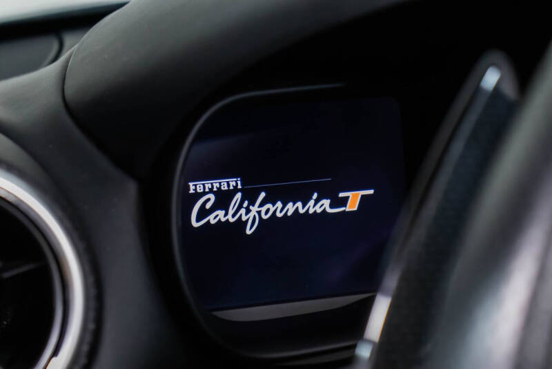 2016 Ferrari California T