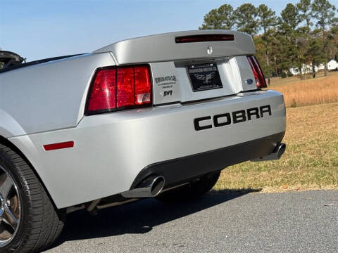2004 Ford Mustang SVT Cobra