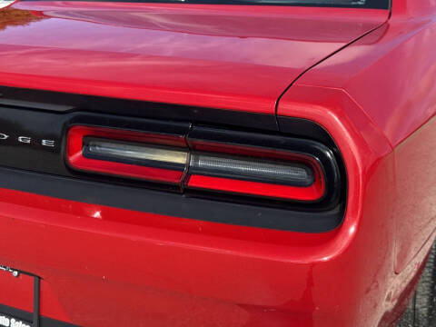 2015 Dodge Challenger SXT