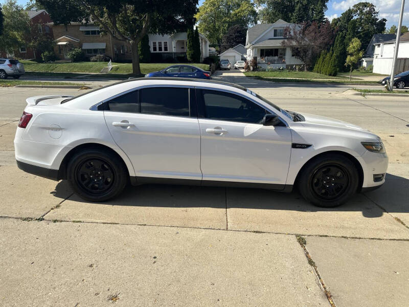 2017 Ford Taurus SHO