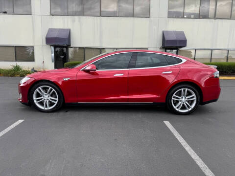 2013 Tesla Model S Performance