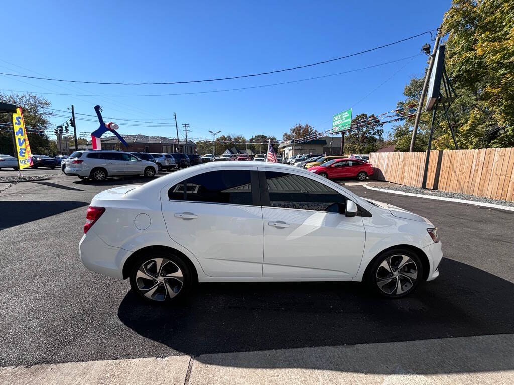 2018 Chevrolet Sonic for sale at Michael Johnson @ Allens Auto Sales Hopkinsville in Hopkinsville, KY