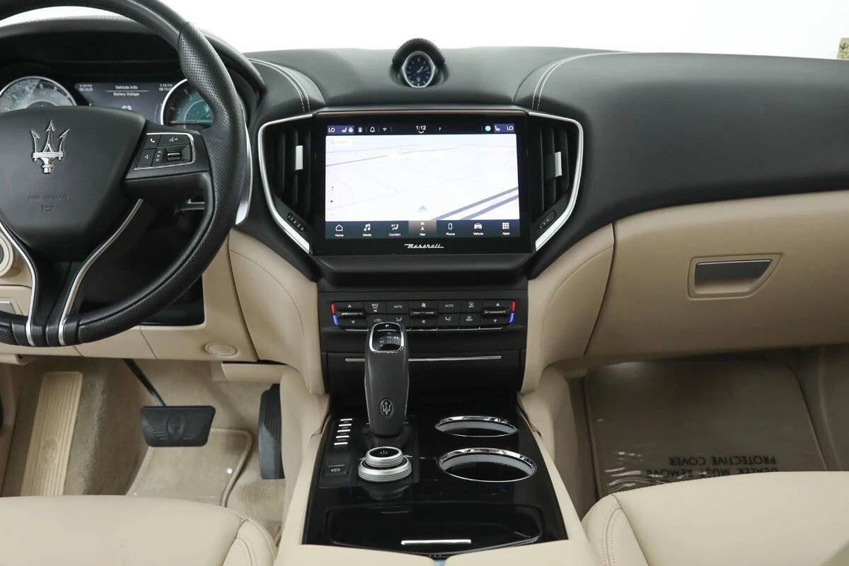 2022 Maserati Ghibli 14