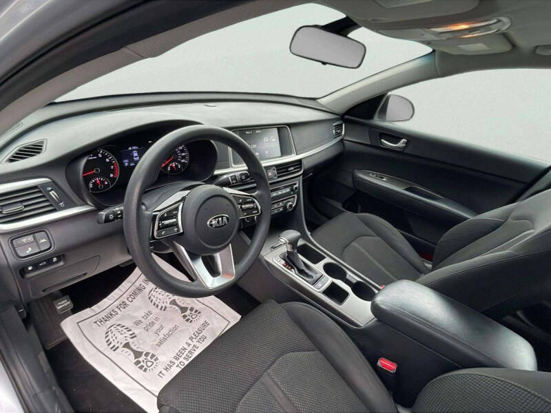 2020 Kia Optima LX