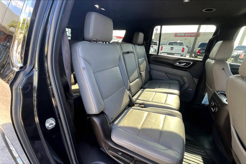 2021 Chevrolet Suburban LT