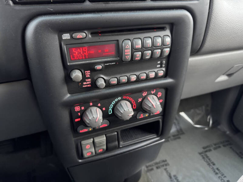 2003 Pontiac Montana Value