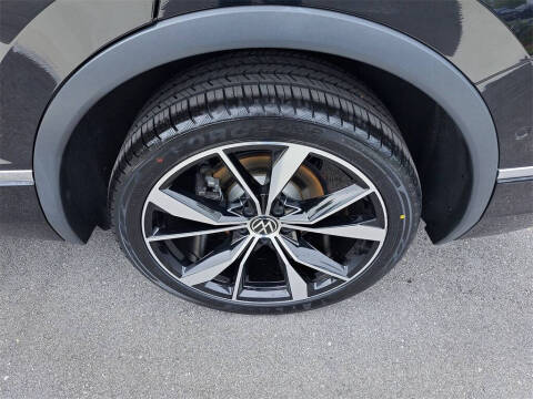 2022 Volkswagen Tiguan SEL R-Line 4Motion