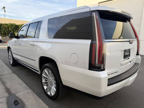 2016 Cadillac Escalade ESV Platinum