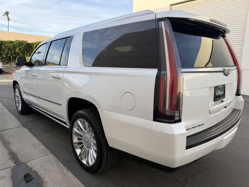 2016 Cadillac Escalade ESV Platinum