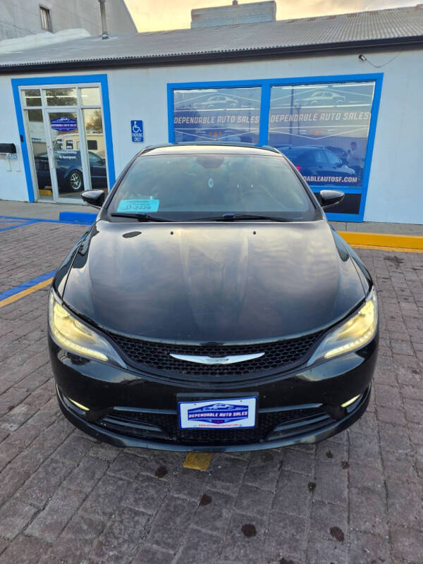 2015 Chrysler 200 S