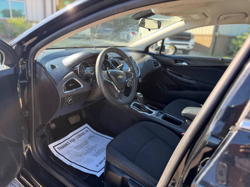 2017 Chevrolet Cruze LT Auto