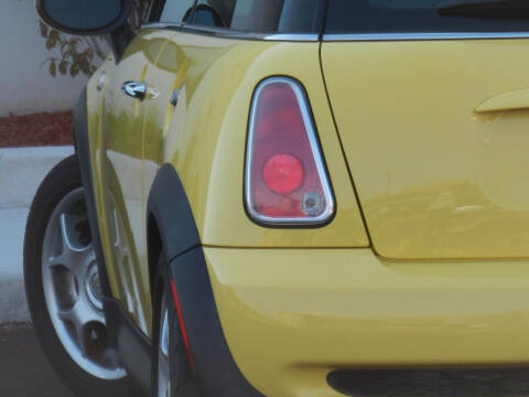 2005 MINI Cooper for sale at Moto Zone Inc in Melrose Park IL