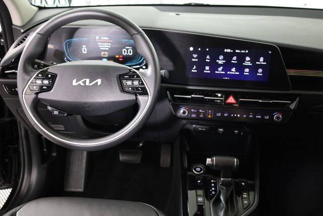 2023 Kia Niro EX