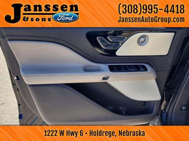 2022 Lincoln Aviator Reserve