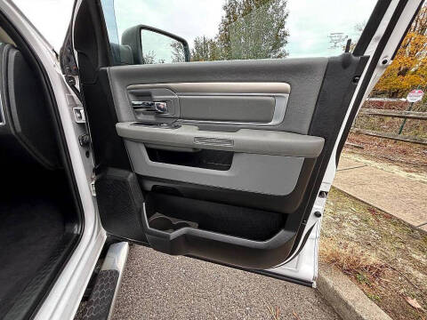 2019 RAM 1500 Classic