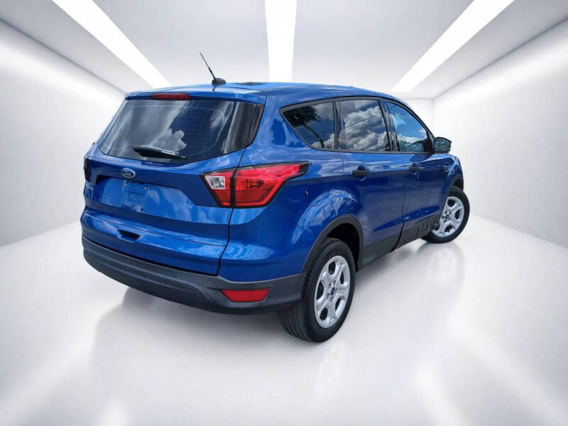 2019 Ford Escape S