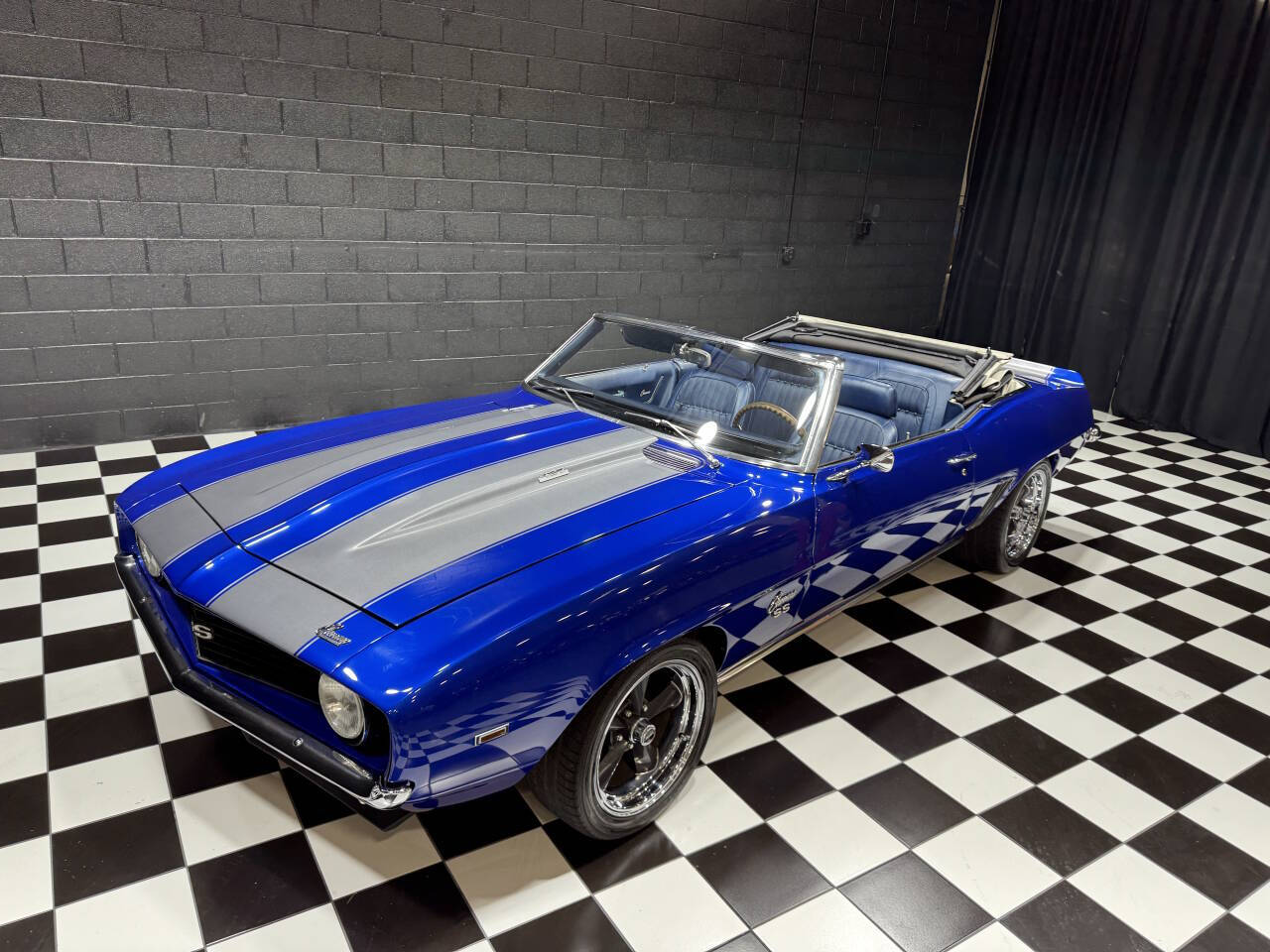 1969 Chevrolet Camaro 29