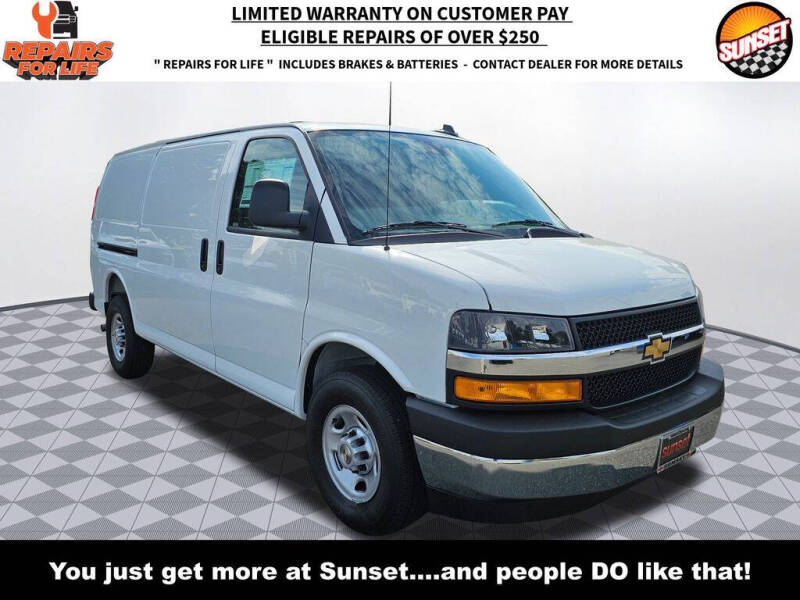 2025 Chevrolet Express 2500