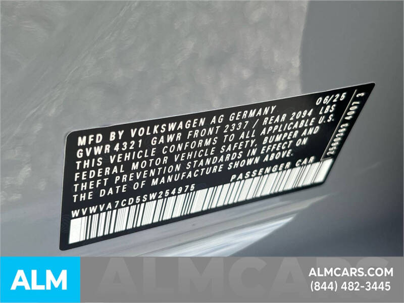 2025 Volkswagen Golf GTI Autobahn