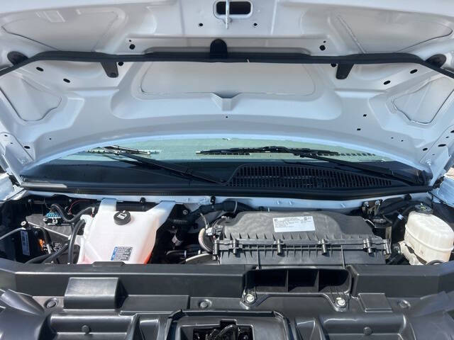 2025 Chevrolet Express 2500