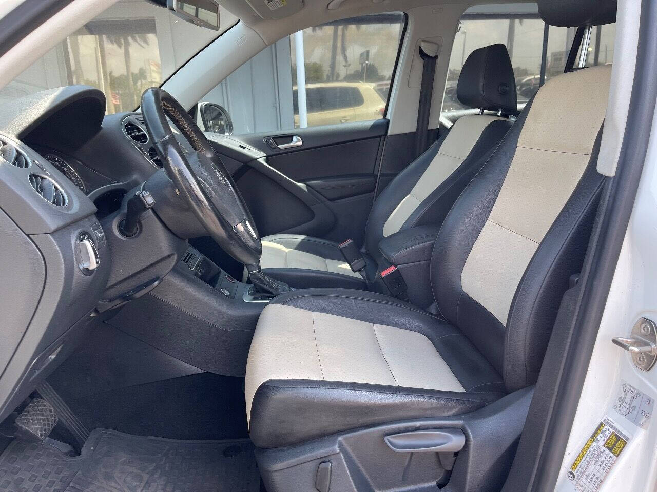 2016 Volkswagen Tiguan  - $10,900