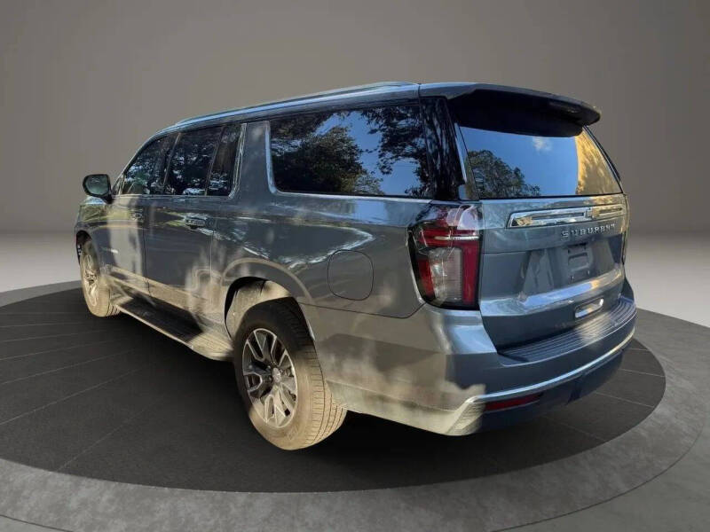 2021 Chevrolet Suburban LT